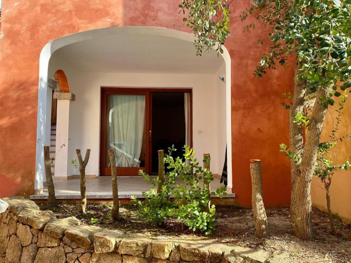 Residenze Il Girasole Aparthotel Golfo Aranci Ngoại thất bức ảnh