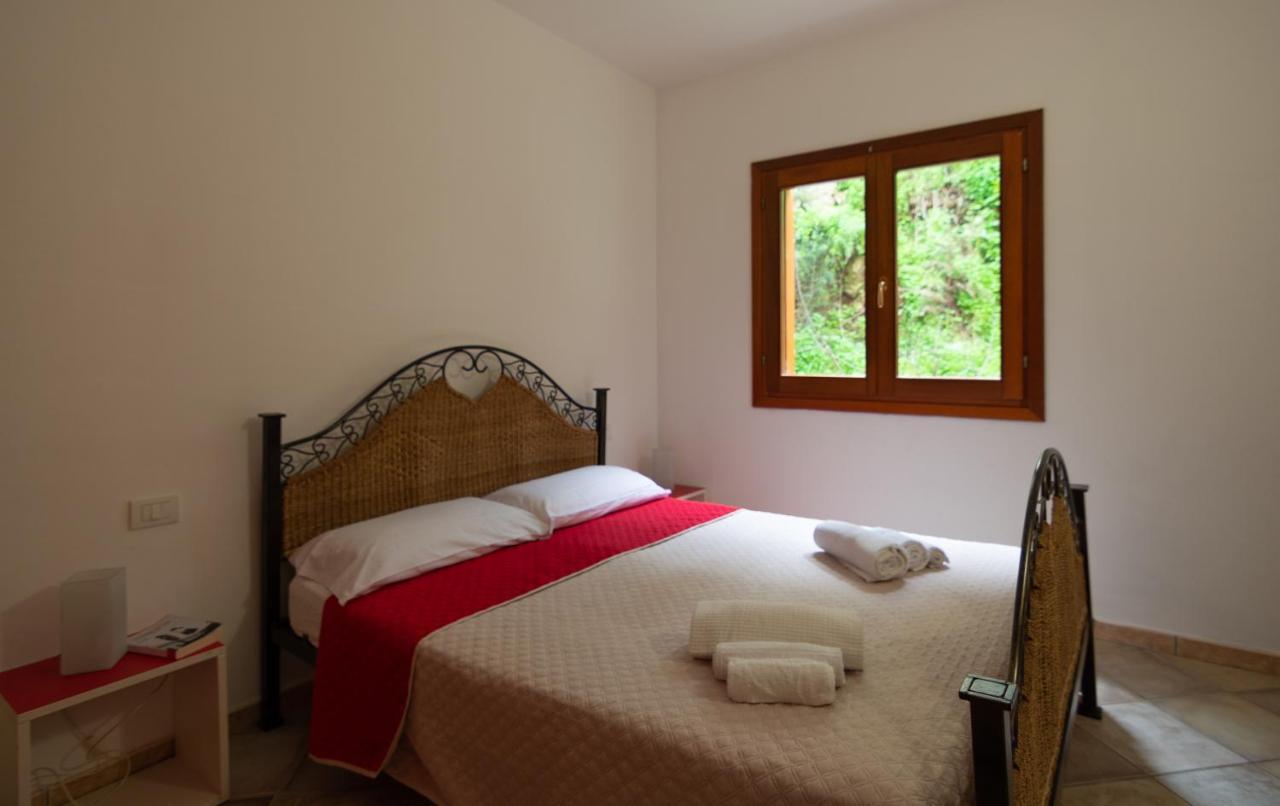 Residenze Il Girasole Aparthotel Golfo Aranci Ngoại thất bức ảnh