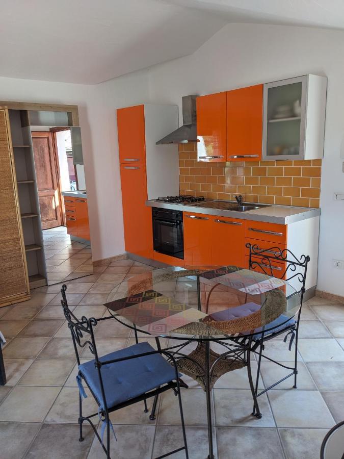 Residenze Il Girasole Aparthotel Golfo Aranci Ngoại thất bức ảnh