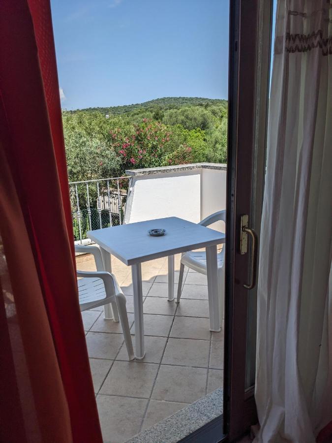 Residenze Il Girasole Aparthotel Golfo Aranci Ngoại thất bức ảnh