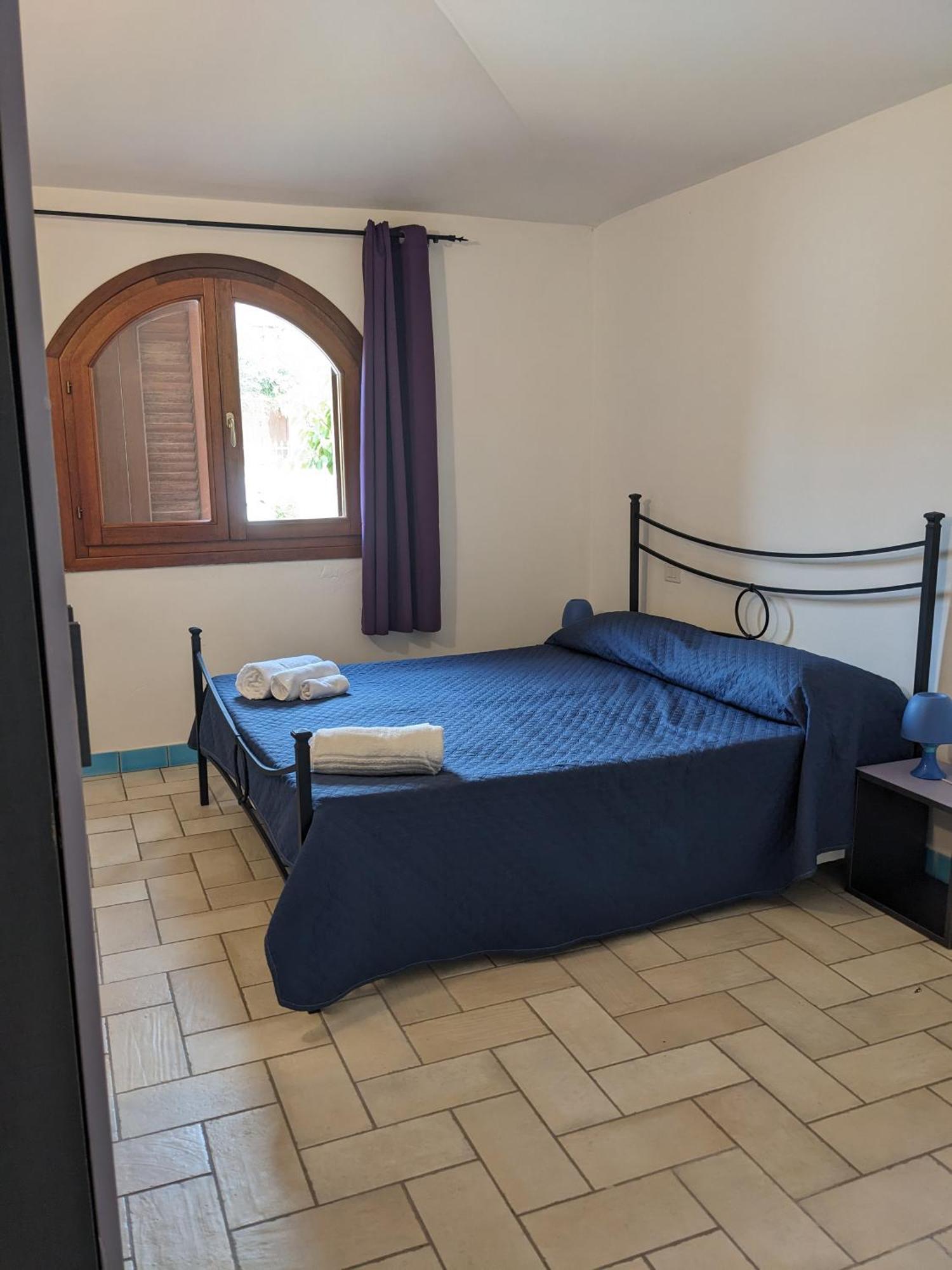 Residenze Il Girasole Aparthotel Golfo Aranci Ngoại thất bức ảnh