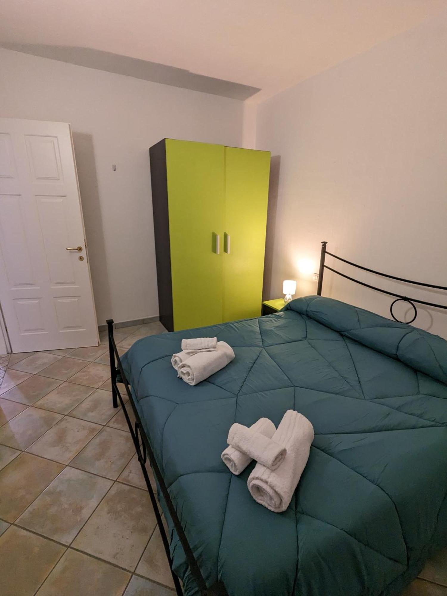 Residenze Il Girasole Aparthotel Golfo Aranci Ngoại thất bức ảnh